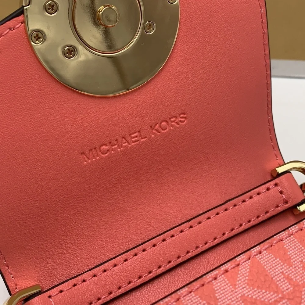 Michael Kors Carmen Small Logo Smartphone Crossbody Grapefruit signature color